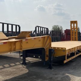 Tri-Axle 45Ft Lowbed Semi Trailer On Sale